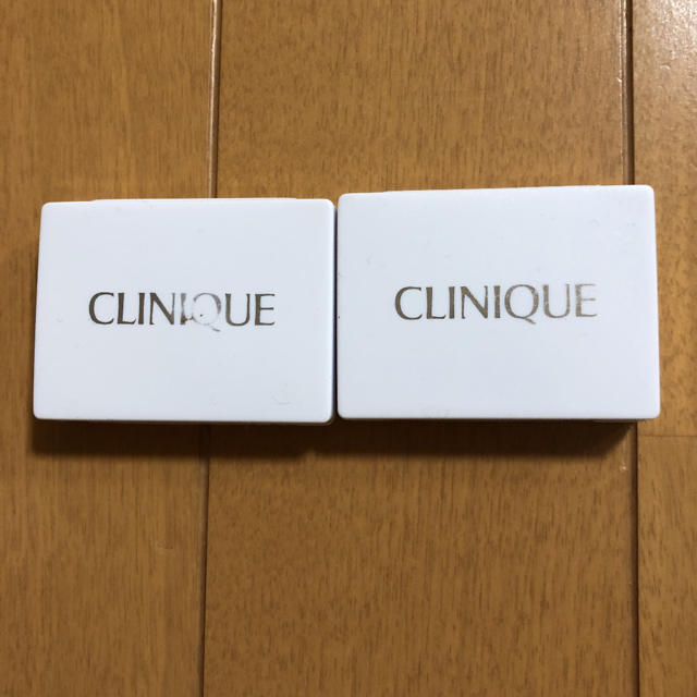 CLINIQUE(クリニーク)のかずきちさま専用 サンプル クリニーク スーパーモイスチャクリーム コスメ/美容のベースメイク/化粧品(ファンデーション)の商品写真