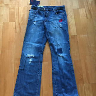 アバクロンビーアンドフィッチ(Abercrombie&Fitch)の【新品】アバクロ ジーンズ(デニム/ジーンズ)