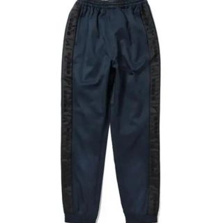 ビームス(BEAMS)のdiadora × BEAMS T WARM UP TRUCK PANTS L(その他)