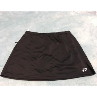 ヨネックス(YONEX)のヨネックス スコート O 黒 (ウェア)