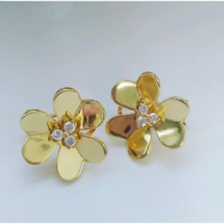 エミリアウィズ(EmiriaWiz)のラス1点 フラワー ピアス 花柄 イエロー Instagram セレクトショップ(ピアス)