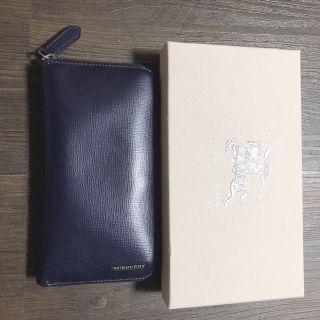 バーバリー(BURBERRY)のラウンド 長財布 美品(長財布)