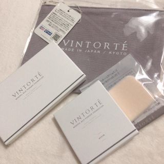 ベアミネラル(bareMinerals)の【完全未使用！】 VINTORTE パウダーファンデ(ファンデーション)