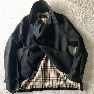 バーバリー(BURBERRY)のなんちゃって技師様専用 ショートトレンチコート (トレンチコート)