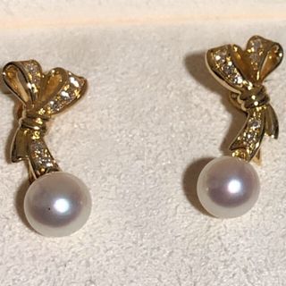 ミキモト(MIKIMOTO)の新品同様美品。K18ダイヤモンドパールイヤリング。豪華に揺れる！(イヤリング)