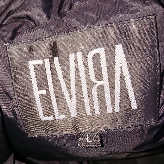 Supreme(シュプリーム)の【ELVIRA】新品未使用！ 三代目 ELLY着用モデル メンズのジャケット/アウター(ダウンベスト)の商品写真