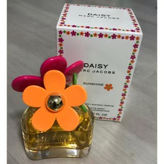 マークジェイコブス(MARC JACOBS)のMARC JACOBS DAISY SUNSHINE(香水(女性用))