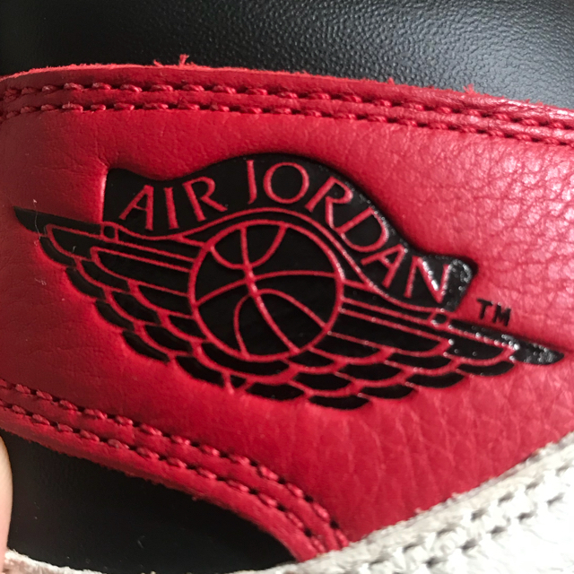 us10.5 nike air jordan1 bred toe