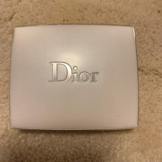 ディオール(Dior)のDior スノーカラー コレクティング  フェイスパウダー  お値下げ！(フェイスパウダー)