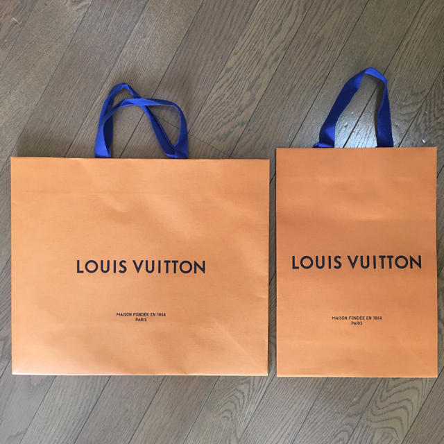 LOUIS VUITTON ルイヴィトン 紙袋 ショッパー 大きいサイズ ショップ袋の通販 by もあな｜ルイヴィトンならラクマ
