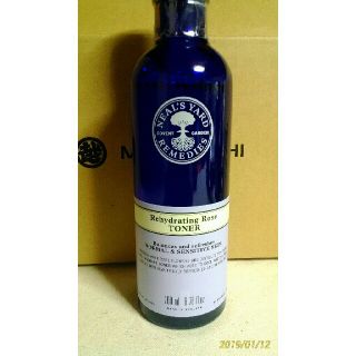 ニールズヤード(NEAL'S YARD)のニールズヤード　ローズウォーター　化粧水　200ml 新品未使用(化粧水/ローション)