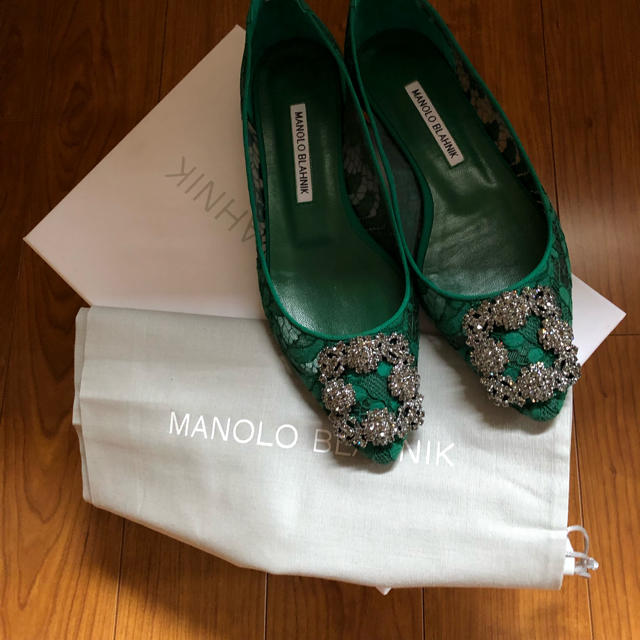 美品 Manoloblahnik マノロブラニク ハンギシ フラットエストネーション