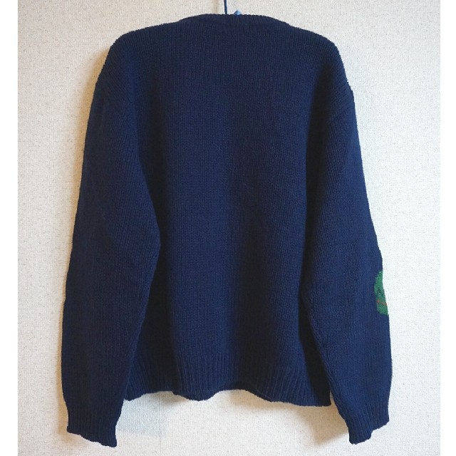 【FAMILIAR】紺色冬のアイテム柄セーター 1