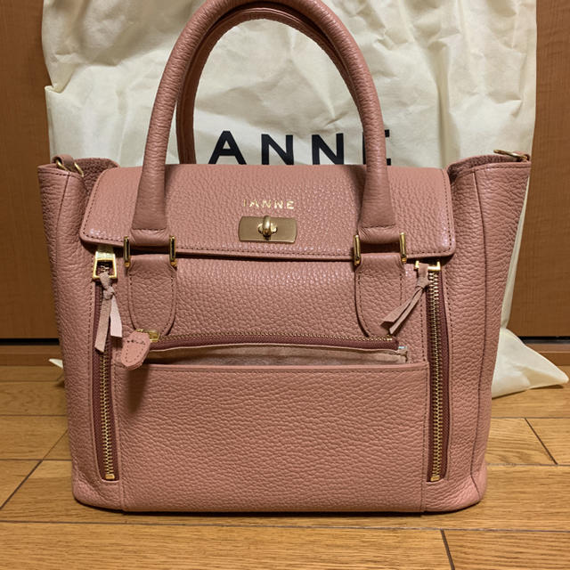 卸し売り購入 ATAO - IANNE ヴァネッサ フィグ 新品未使用 トート