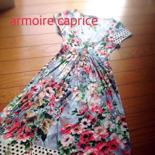 アーモワールカプリス(armoire caprice)の花柄プリントワンピース(ひざ丈ワンピース)