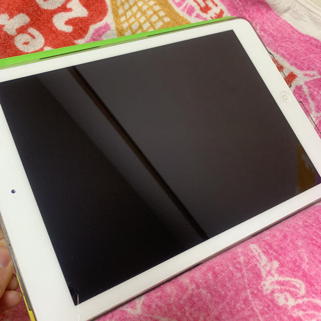 専用 iPad Air Wi-Fiモデル 32GB - シルバー