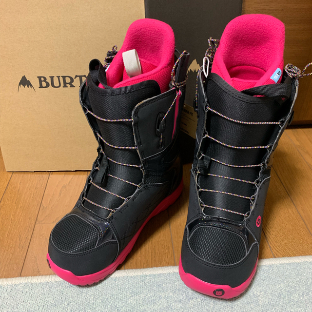 BURTON(バートン)の15万！レディース足回り一式セット★Burton、RIDE★ハイグレード！ スポーツ/アウトドアのスノーボード(ボード)の商品写真