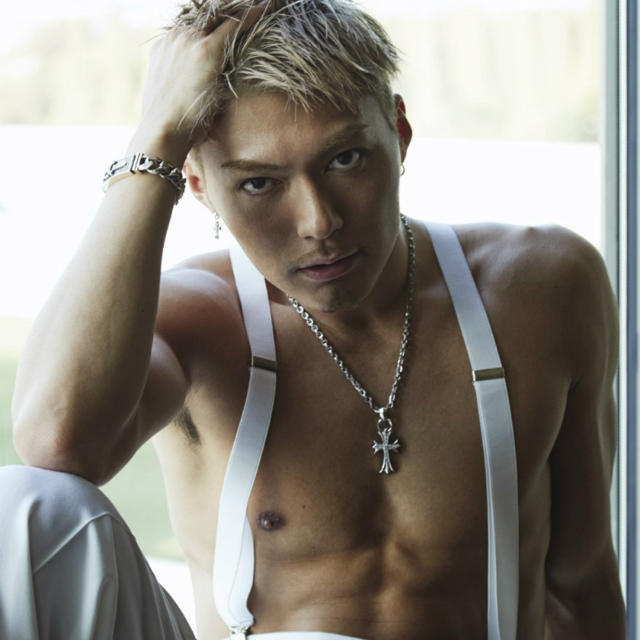 EXILE(エグザイル)のshokichi写真集 エンタメ/ホビーのタレントグッズ(ミュージシャン)の商品写真