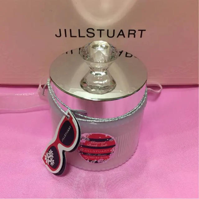 JILLSTUART(ジルスチュアート)のJILLSTUART バスソルト コスメ/美容のボディケア(入浴剤/バスソルト)の商品写真