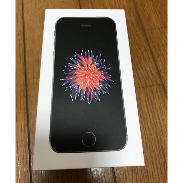 iPhone SE space gray 32 GB SIM フリー