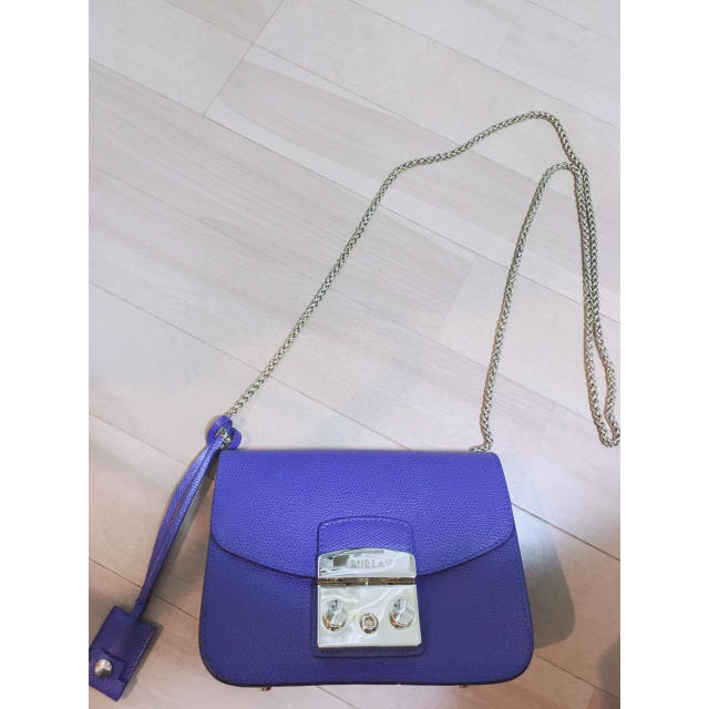 Furla(フルラ)のミワ様専用フルラ FURLA メトロポリス 美品 レディースのバッグ(ショルダーバッグ)の商品写真