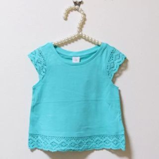 ベビーギャップ(babyGAP)の交渉中【定価半額以下】baby GAP♡新品♡95♡肩レースカットソー・グリーン(Tシャツ/カットソー)