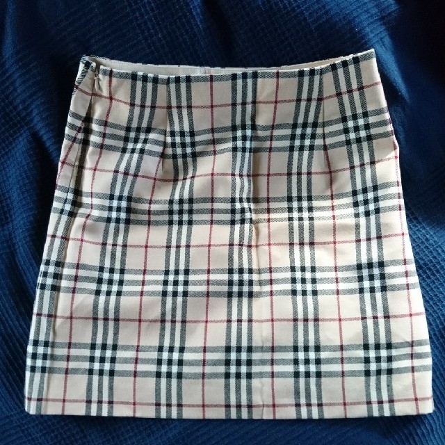BURBERRY BLUE LABEL(バーバリーブルーレーベル)のバーバリー・ブルーレーベル スカート レディースのスカート(ミニスカート)の商品写真