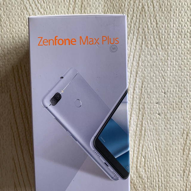 ASUS(エイスース)のASUS Zenfone Max plus (M1） スマホ/家電/カメラのスマートフォン/携帯電話(スマートフォン本体)の商品写真