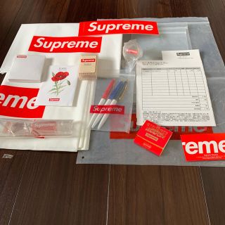 シュプリーム(Supreme)の＋ペイズリー黒、青 ダミアン青(ノベルティグッズ)