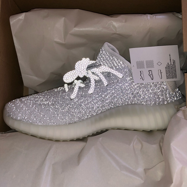 adidas(アディダス)のYEEZY BOOST 350 V2 STATIC 3M REFLECTIVE メンズの靴/シューズ(スニーカー)の商品写真