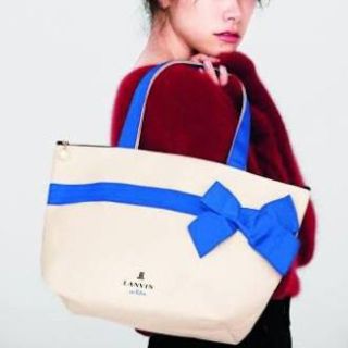 ランバンオンブルー(LANVIN en Bleu)の未使用 限定ブルー キャンバスリボントート LANVIN en Bleu(トートバッグ)