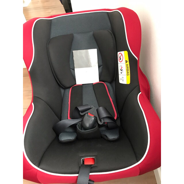 タカタ チャイルドシート イオンモデル 新生児から使用可の通販 By Mamiko2580 S Shop ラクマ