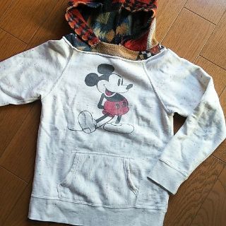 デニムダンガリー(DENIM DUNGAREE)のDENIM DUNGAREE × MICKEY 　パーカー　130(Tシャツ/カットソー)