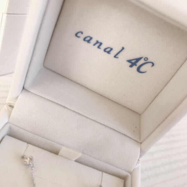 canal４℃(カナルヨンドシー)の4℃ ブレスレット レディースのアクセサリー(ブレスレット/バングル)の商品写真