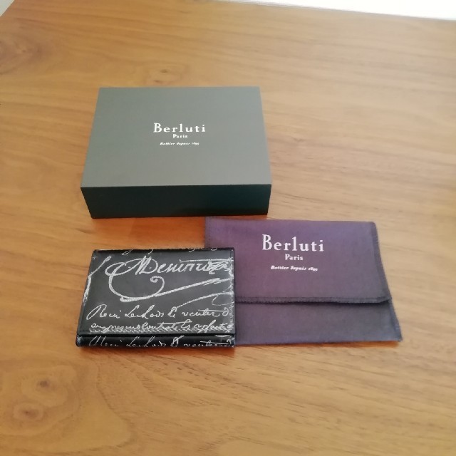 Berluti(ベルルッティ)のBerluti ベルルッティ　!!限定値引き!! メンズのファッション小物(名刺入れ/定期入れ)の商品写真