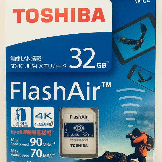 東芝(トウシバ)の東芝 FlashAir32G スマホ/家電/カメラのカメラ(その他)の商品写真