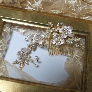 ヴェラウォン(Vera Wang)の再入荷 ボタニカルフラワーブライダルヘッドアクセサリー(ヘッドドレス/ドレス)