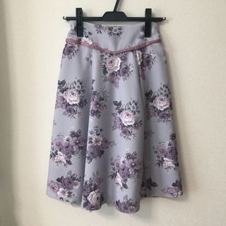 トッコ(tocco)のtocco closet 花柄 スカート 2まいセット(ひざ丈スカート)