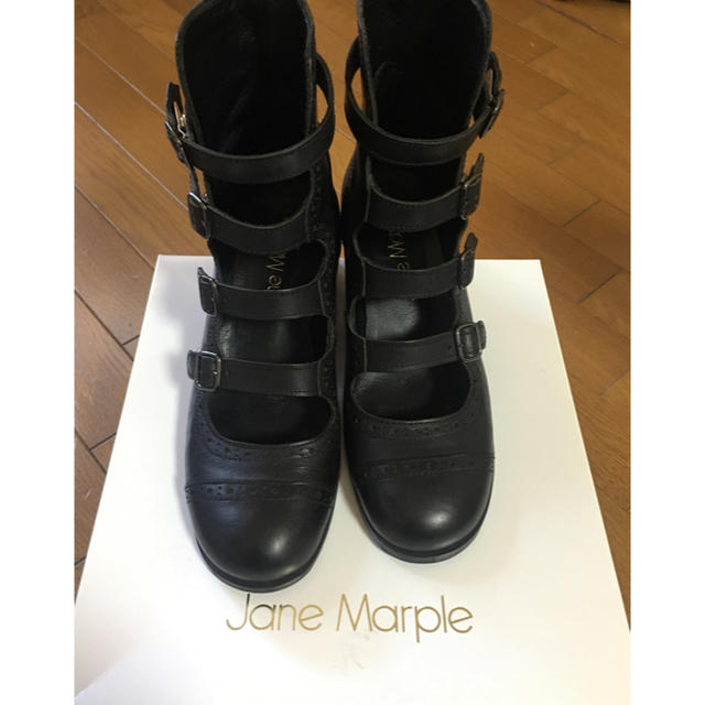 JaneMarple(ジェーンマープル)のJaneMarple 四連ストラップシューズ 黒 L レディースの靴/シューズ(ブーツ)の商品写真