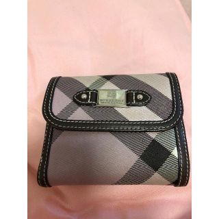 バーバリーブルーレーベル(BURBERRY BLUE LABEL)のバーバリー折財布♡ピンク系(財布)