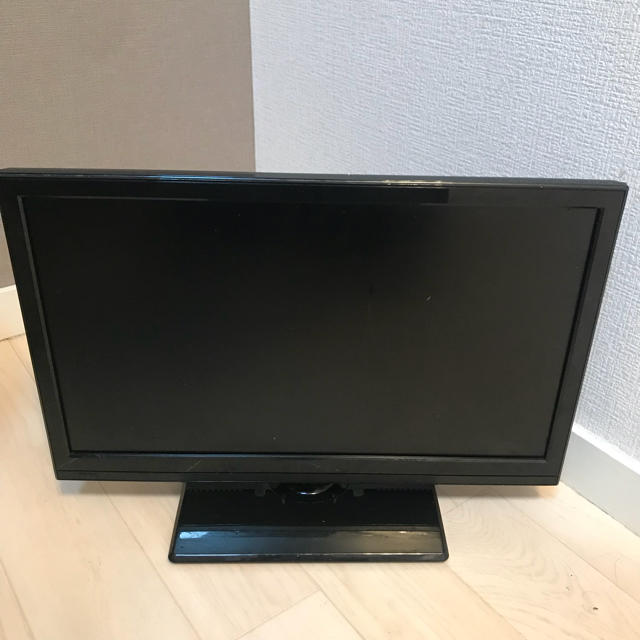 TV 19V ジャンク品 スマホ/家電/カメラのテレビ/映像機器(テレビ)の商品写真