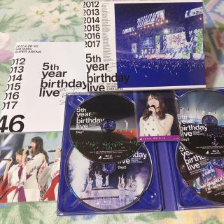 ノギザカフォーティーシックス(乃木坂46)の乃木坂46 5th years birthday live ブルーレイ付属品付き(アイドルグッズ)