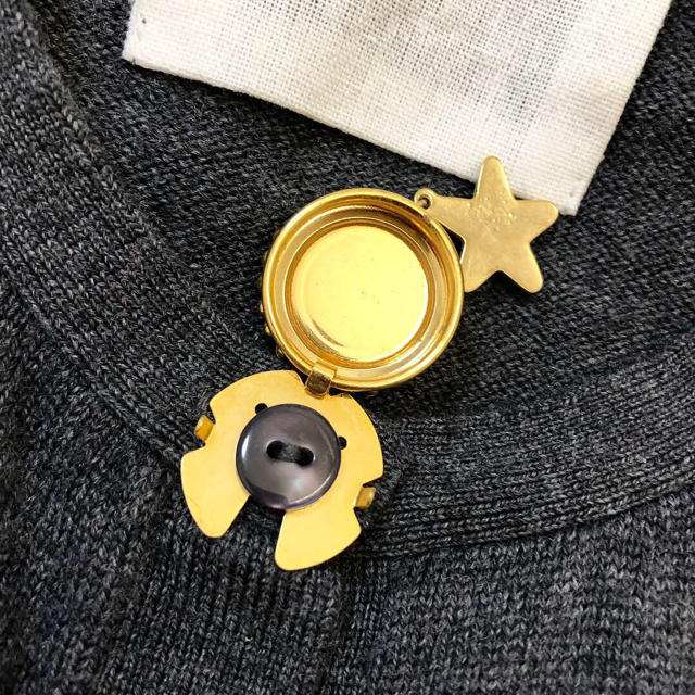 Lochie(ロキエ)のVintage ＊ pearl & bijou button cover レディースのアクセサリー(その他)の商品写真