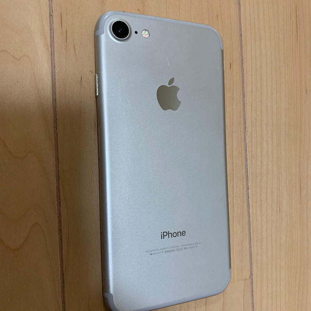 Apple シルバー SoftBankの通販 by Yu♡｜アップルならラクマ - iPhone7 128GB セールお得