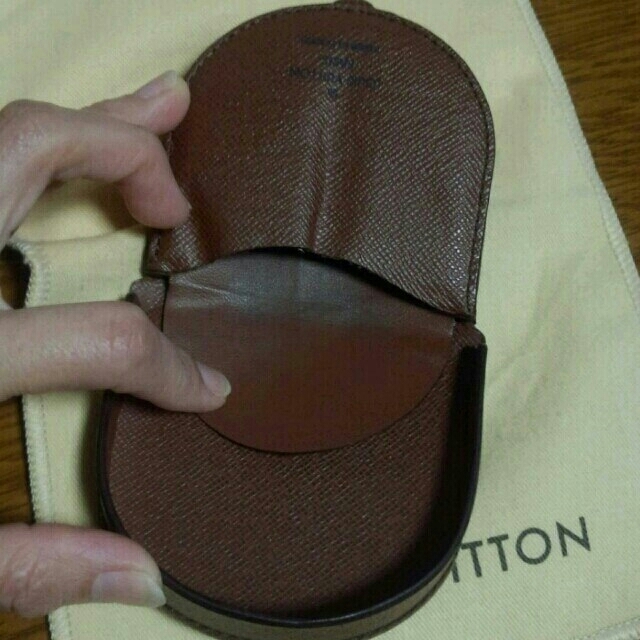 LOUIS VUITTON(ルイヴィトン)の3/31までの出品　コインケース レディースのファッション小物(コインケース)の商品写真