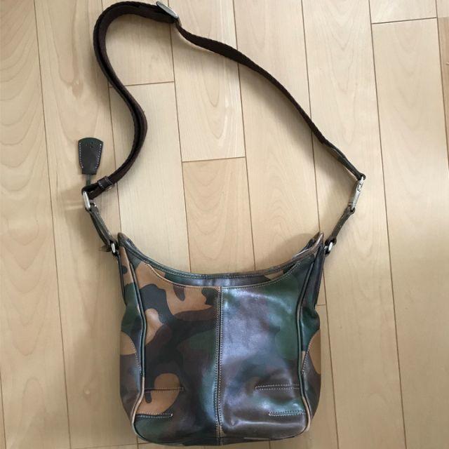 aniary(アニアリ)のANIARY アニアリ　迷彩柄　ショルダーバッグ メンズのバッグ(ショルダーバッグ)の商品写真