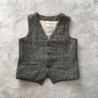 ザラキッズ(ZARA KIDS)のzara kids ザラキッズ ベスト 入学式 110(ドレス/フォーマル)