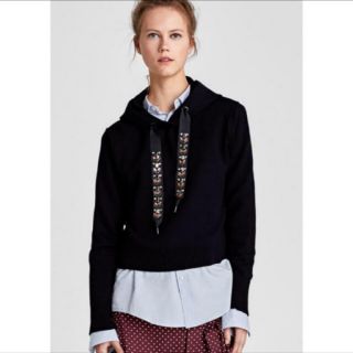 ザラ(ZARA)のZARA ♡ 完売品 ビジュー パーカー 黒(パーカー)