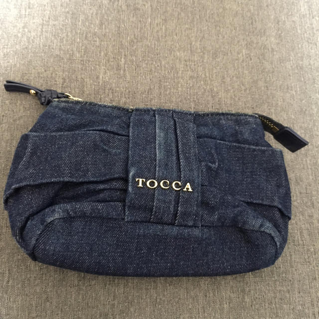 TOCCA(トッカ)のtocca デニムポーチ レディースのファッション小物(ポーチ)の商品写真