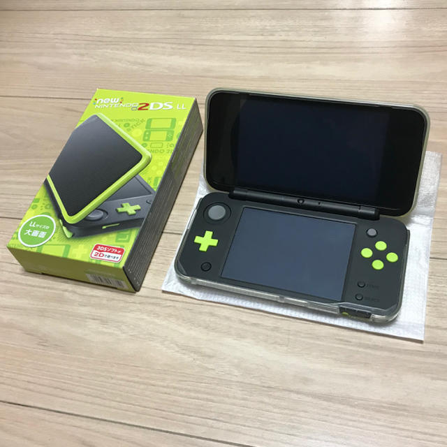 New Nintendo 2DS LL 任天堂 ブラック×ライム　2dsll